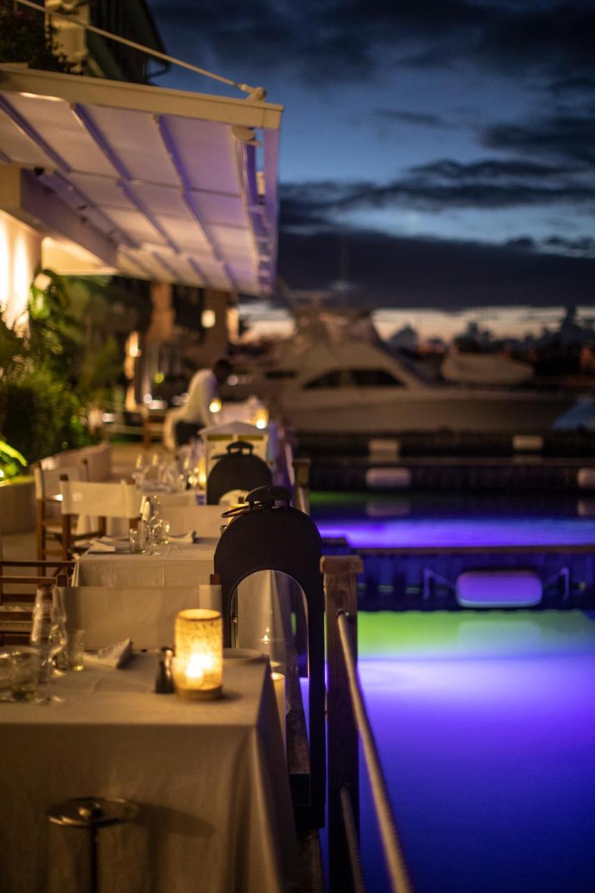Port Ferdinand Marina & Luxury Residences Saint Peter Esterno foto